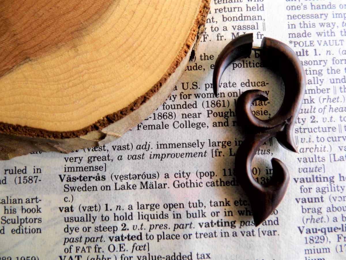 Large Wooden Deep Brown Faux Stretcher Men Women