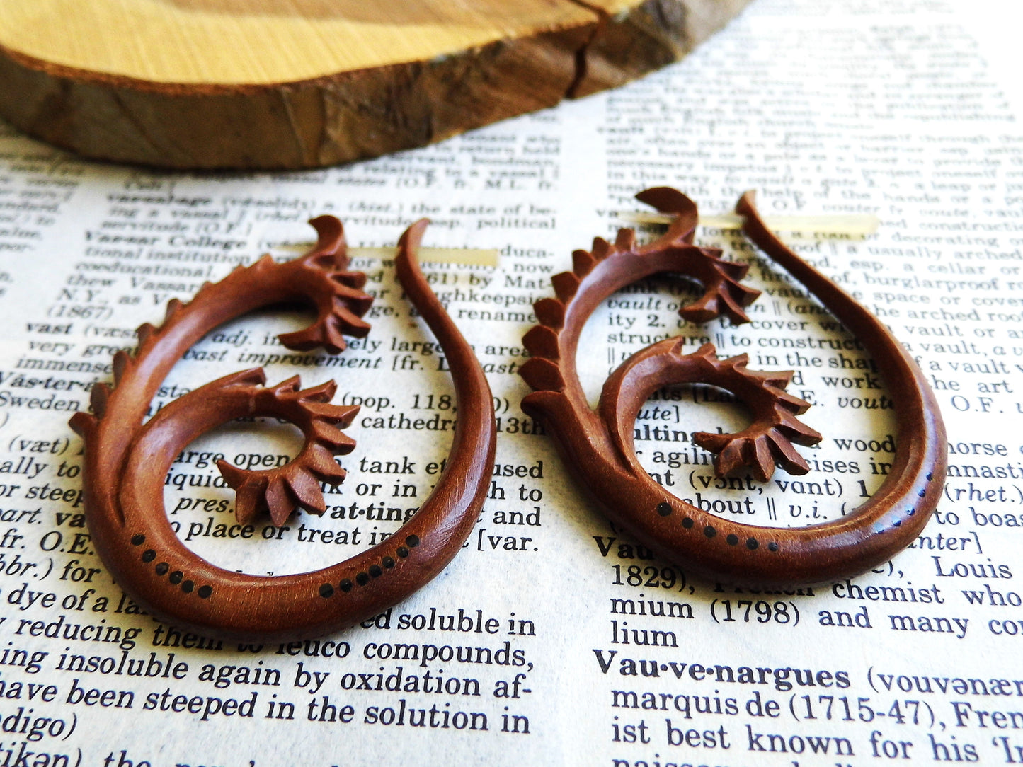 Dragon Festival Hoops Wood Unisex