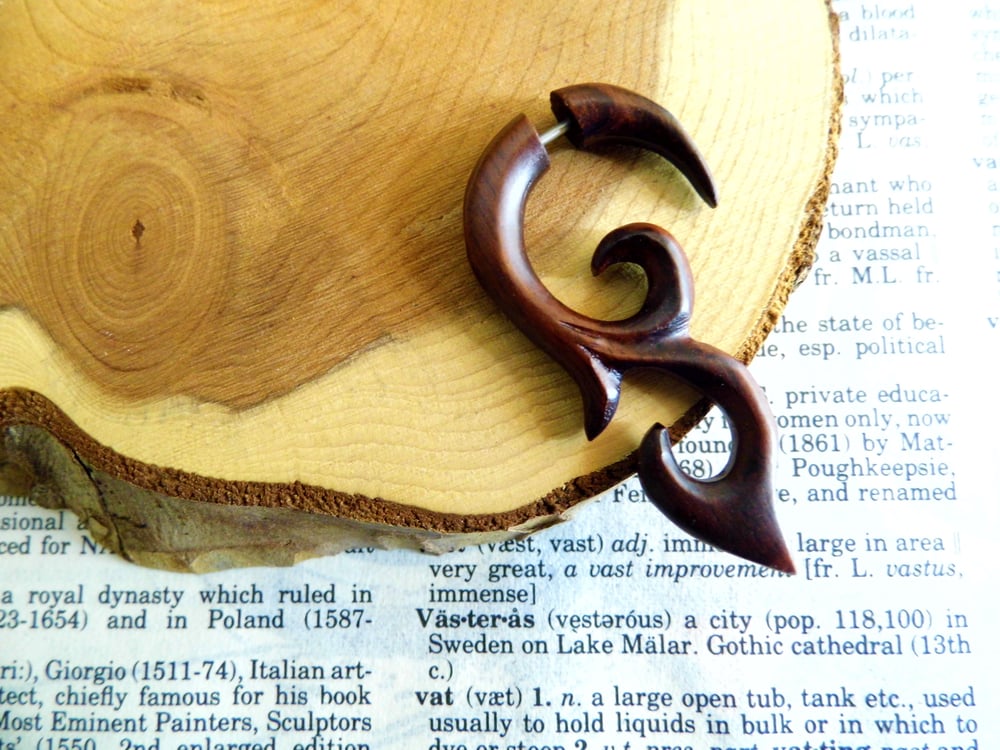 Large Wooden Deep Brown Faux Stretcher Men Women