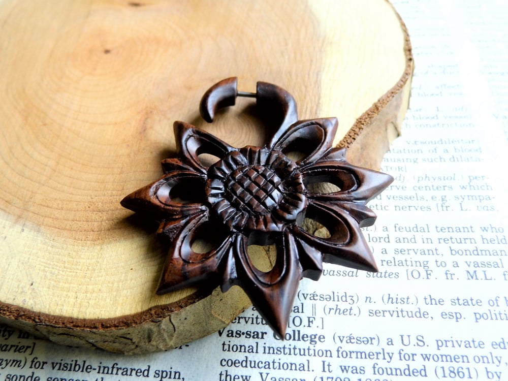 Organic Wood Earring Small Thistle Flower Star